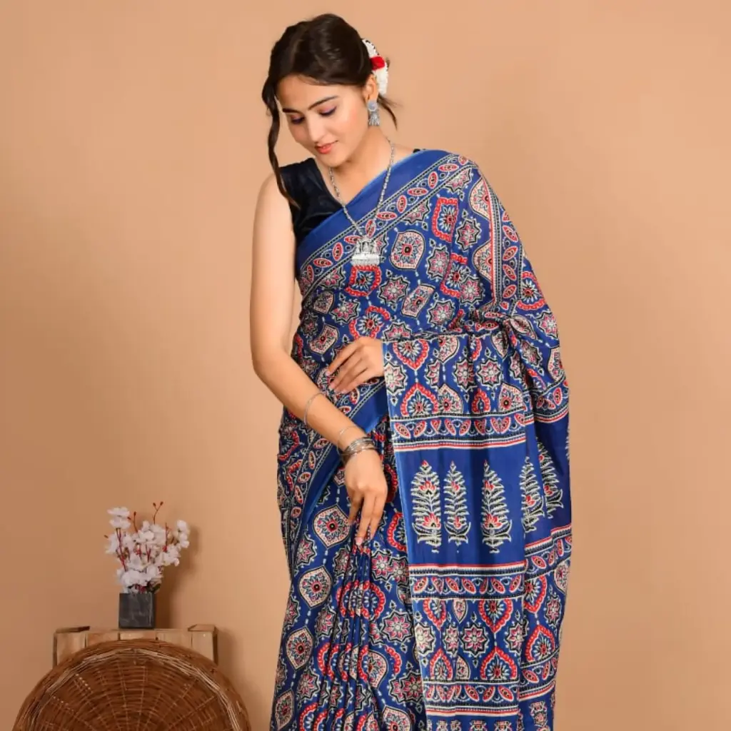 New Arrival Blooming Georgette Saree with All-Over Sequin Work & Cutwork Border | Includes Black Blouse Piece